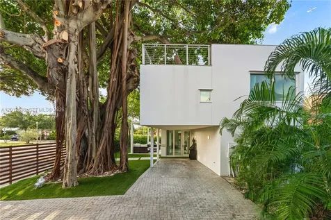 1898 SW 17th Street Miami FL 33145