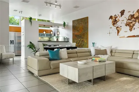 1898 SW 17th Street Miami FL 33145