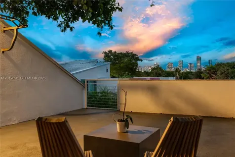 1898 SW 17th Street Miami FL 33145
