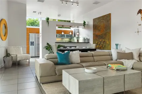 1898 SW 17th Street Miami FL 33145