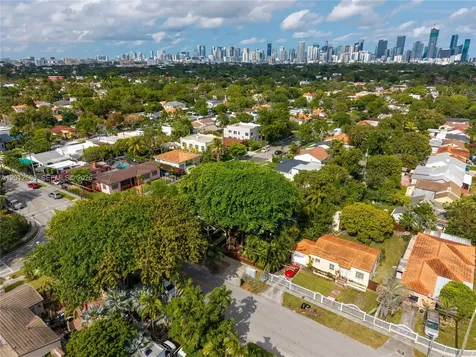 1898 SW 17th Street Miami FL 33145