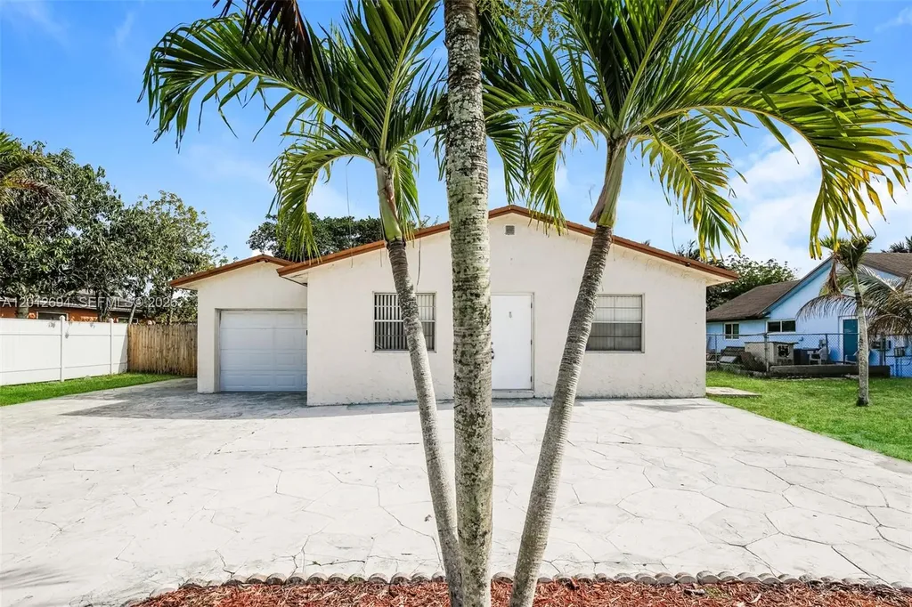 7306 SW 3rd Court North Lauderdale FL 33068
