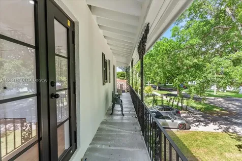1426 Robbia Avenue Coral Gables FL 33146