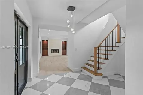 1426 Robbia Avenue Coral Gables FL 33146