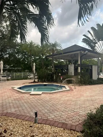 7757 SW 86th Street Miami FL 33143