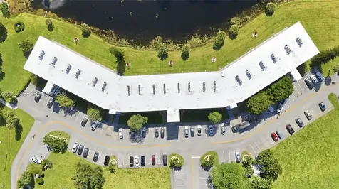 4012 Newport G Deerfield Beach FL 33442