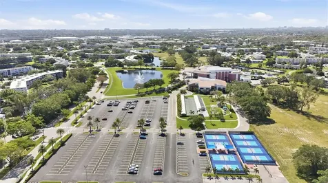 4012 Newport G Deerfield Beach FL 33442