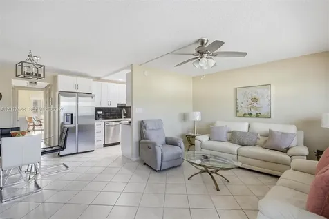 4012 Newport G Deerfield Beach FL 33442