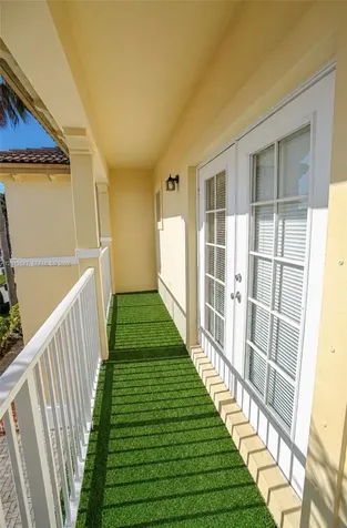 1751 SW 154th Path Miami FL 33185