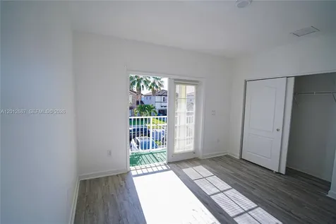 1751 SW 154th Path Miami FL 33185