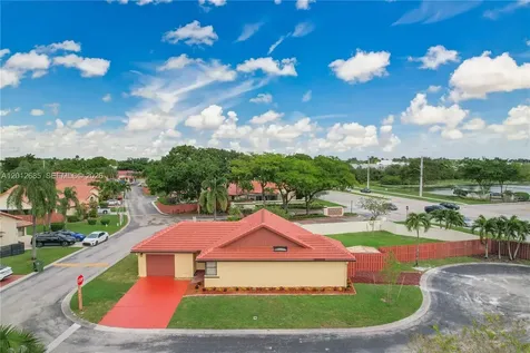 11301 SW 4th Street Pembroke Pines FL 33025
