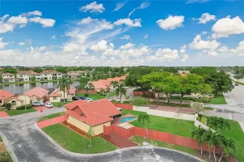 11301 SW 4th Street Pembroke Pines FL 33025