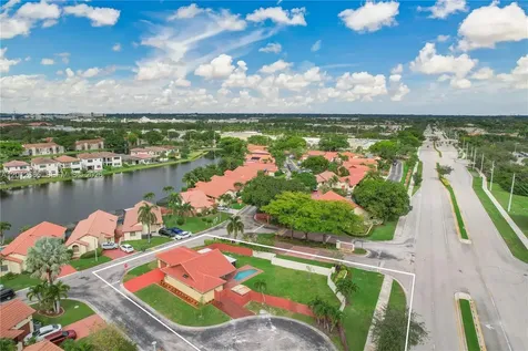 11301 SW 4th Street Pembroke Pines FL 33025