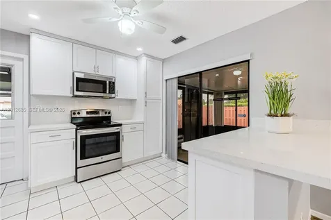 11301 SW 4th Street Pembroke Pines FL 33025