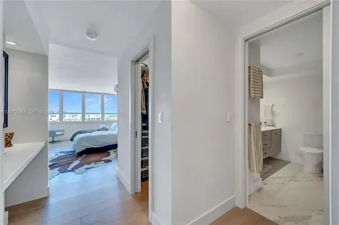11 Island Avenue Miami Beach FL 33139