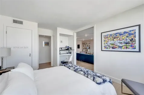 11 Island Avenue Miami Beach FL 33139