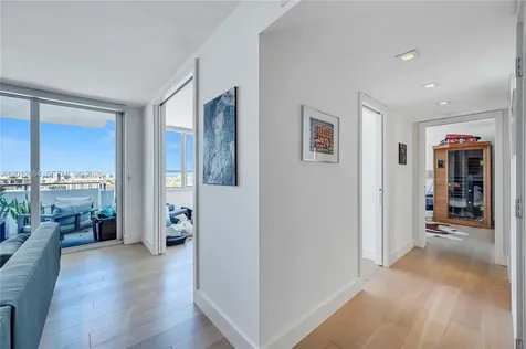 11 Island Avenue Miami Beach FL 33139