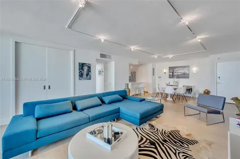 11 Island Avenue Miami Beach FL 33139