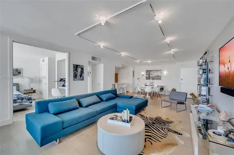 11 Island Avenue Miami Beach FL 33139