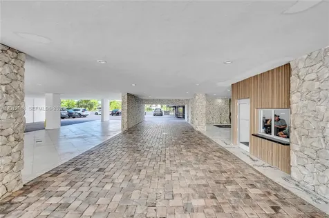 11 Island Avenue Miami Beach FL 33139