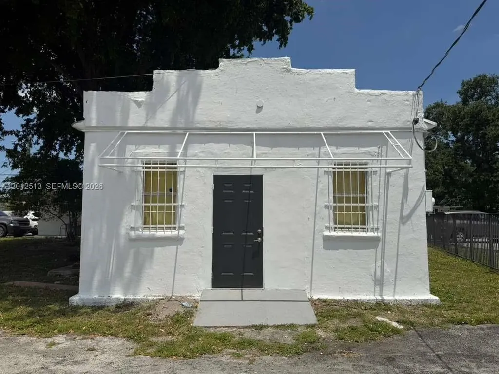 518 W Dania Beach Boulevard Dania Beach FL 33004