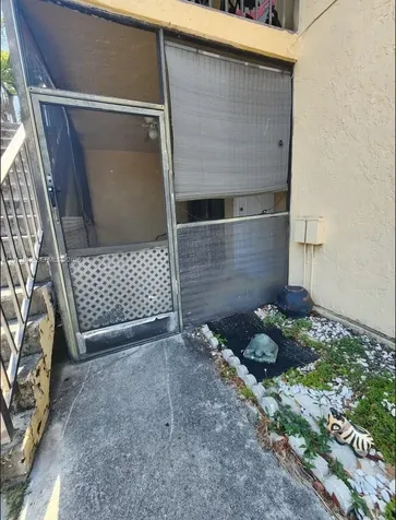 15619 SW 73rd Circle Terrace Miami FL 33193