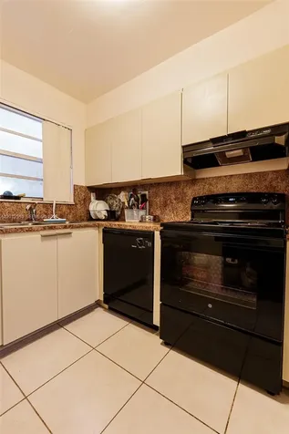 8870 Fontainebleau Boulevard Miami FL 33172