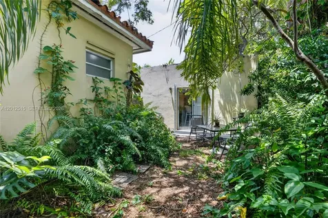 Guest House San Miguel Coral Gables FL 33134