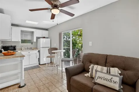 Guest House San Miguel Coral Gables FL 33134