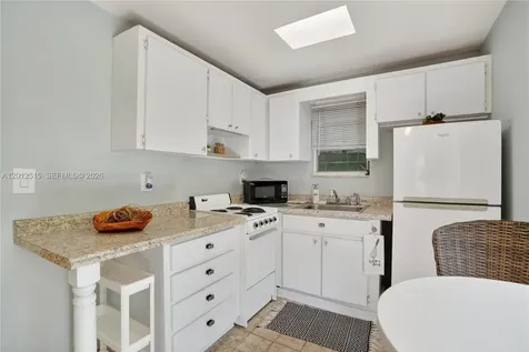 Guest House San Miguel Coral Gables FL 33134