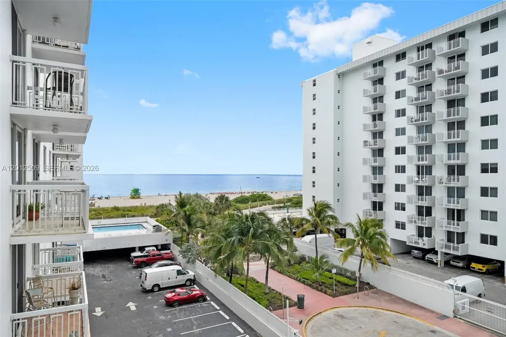 401 Ocean Drive Miami Beach FL 33139