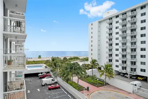401 Ocean Drive Miami Beach FL 33139