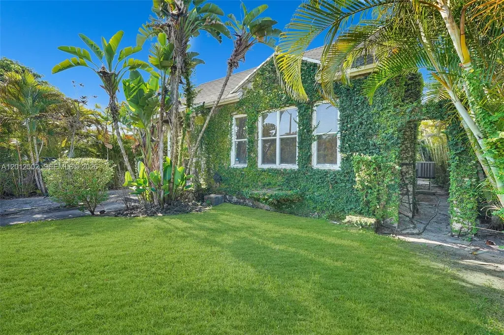 126 NW 48th Street Miami FL 33127