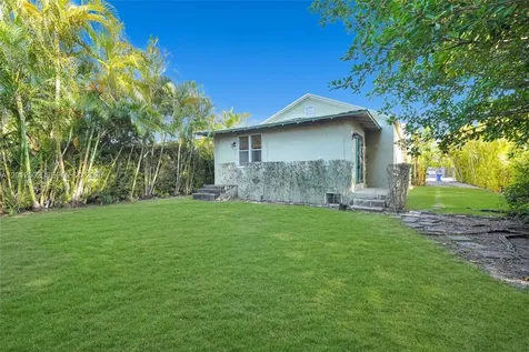 126 NW 48th Street Miami FL 33127