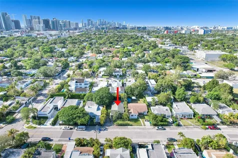 126 NW 48th Street Miami FL 33127