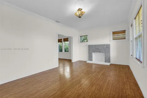 126 NW 48th Street Miami FL 33127