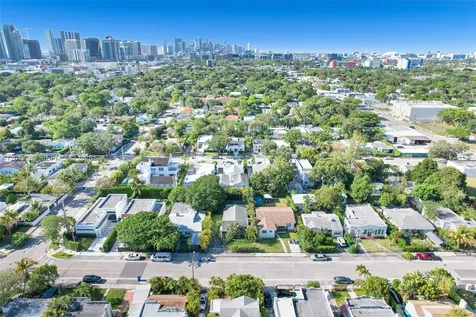 126 NW 48th Street Miami FL 33127