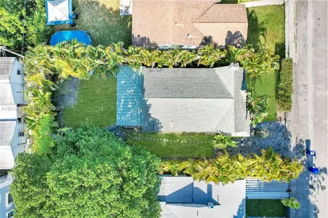126 NW 48th Street Miami FL 33127