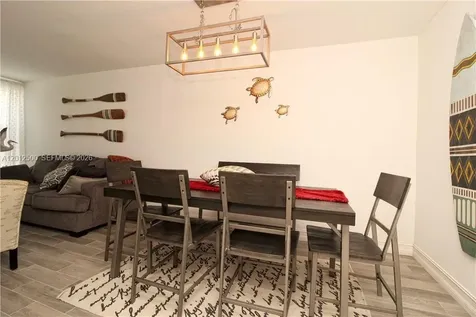 17560 Atlantic Boulevard Sunny Isles Beach FL 33160