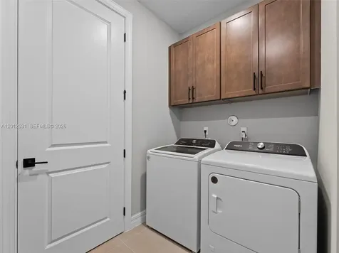 4460 Waterside Drive Oakland Park FL 33309