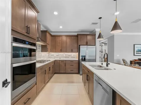 4460 Waterside Drive Oakland Park FL 33309