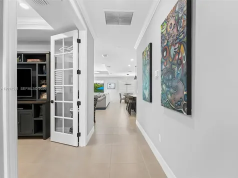 4460 Waterside Drive Oakland Park FL 33309