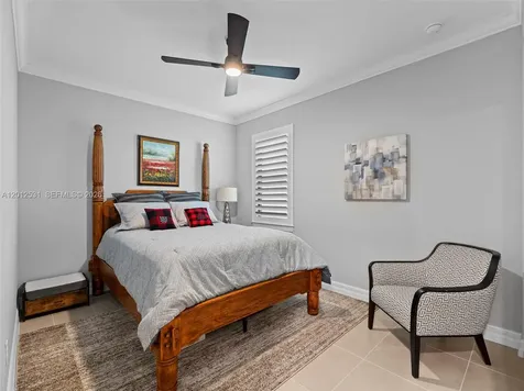 4460 Waterside Drive Oakland Park FL 33309