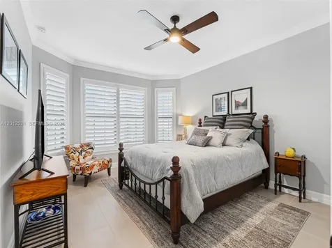 4460 Waterside Drive Oakland Park FL 33309