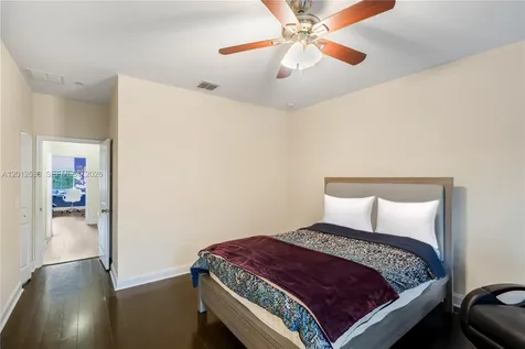 4025 Cascada Circle Cooper City FL 33024