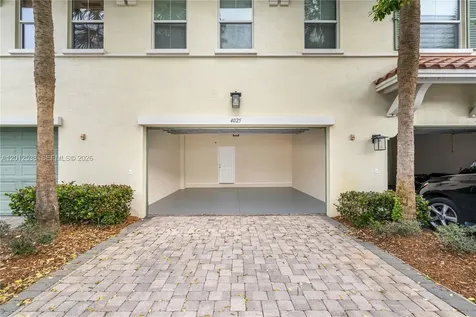 4025 Cascada Circle Cooper City FL 33024