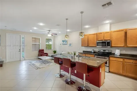 4025 Cascada Circle Cooper City FL 33024