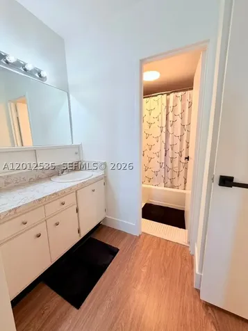 100 Lincoln Road Miami Beach FL 33139