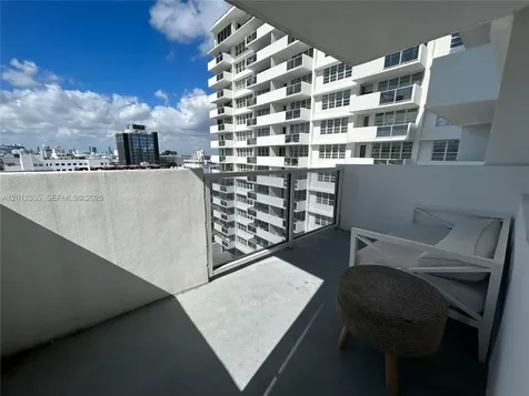 100 Lincoln Road Miami Beach FL 33139