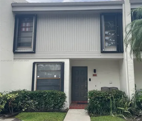 9810 NW 10th Street Pembroke Pines FL 33024